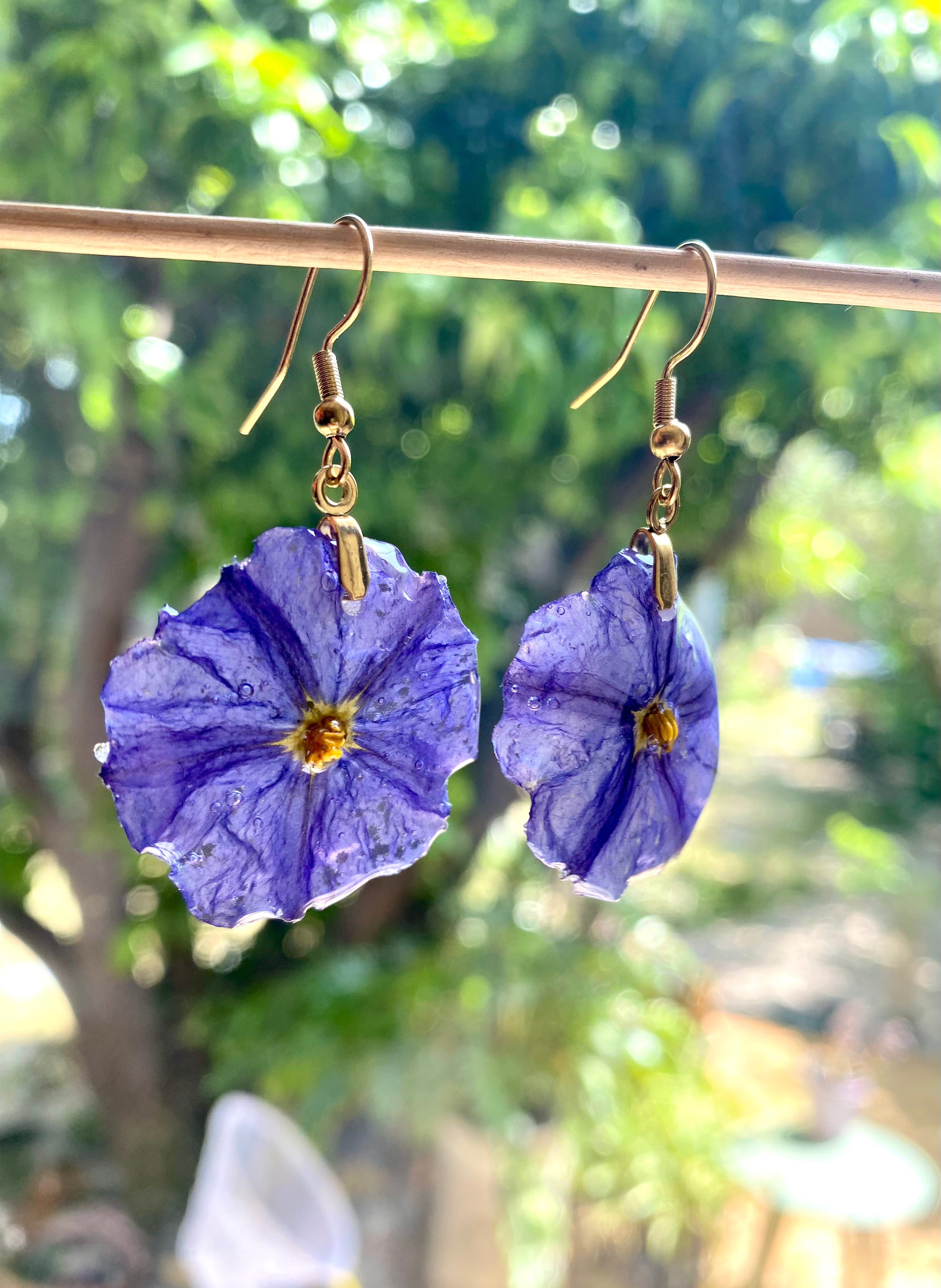 Boucle Fleur Solanum violette Plaqué OR