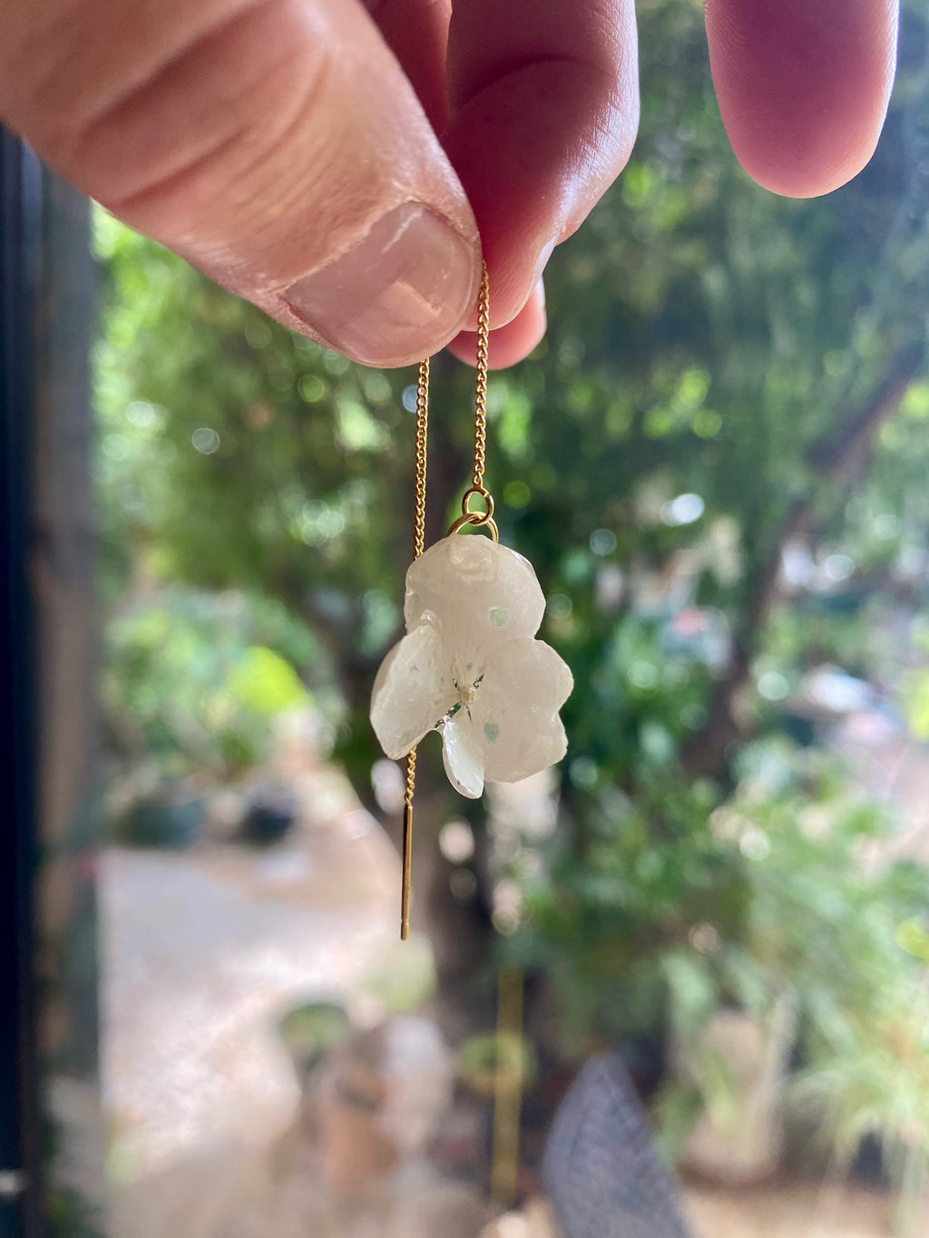 Chaine d'oreille fleur Hortensia blanc