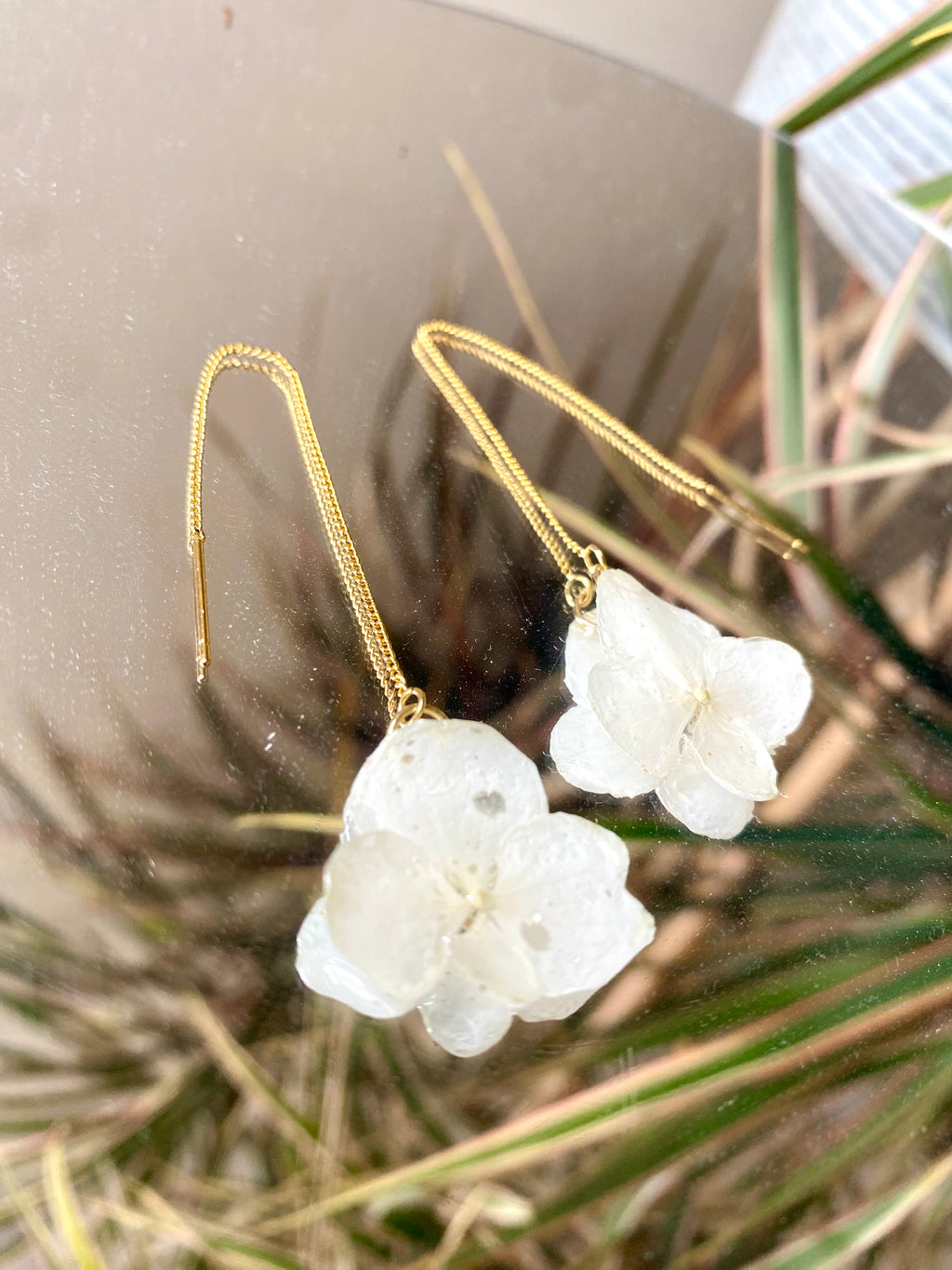 Chaine d'oreille fleur Hortensia blanc