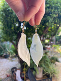 Boucle d'oreille pétale fleur de Yucca Sapphire