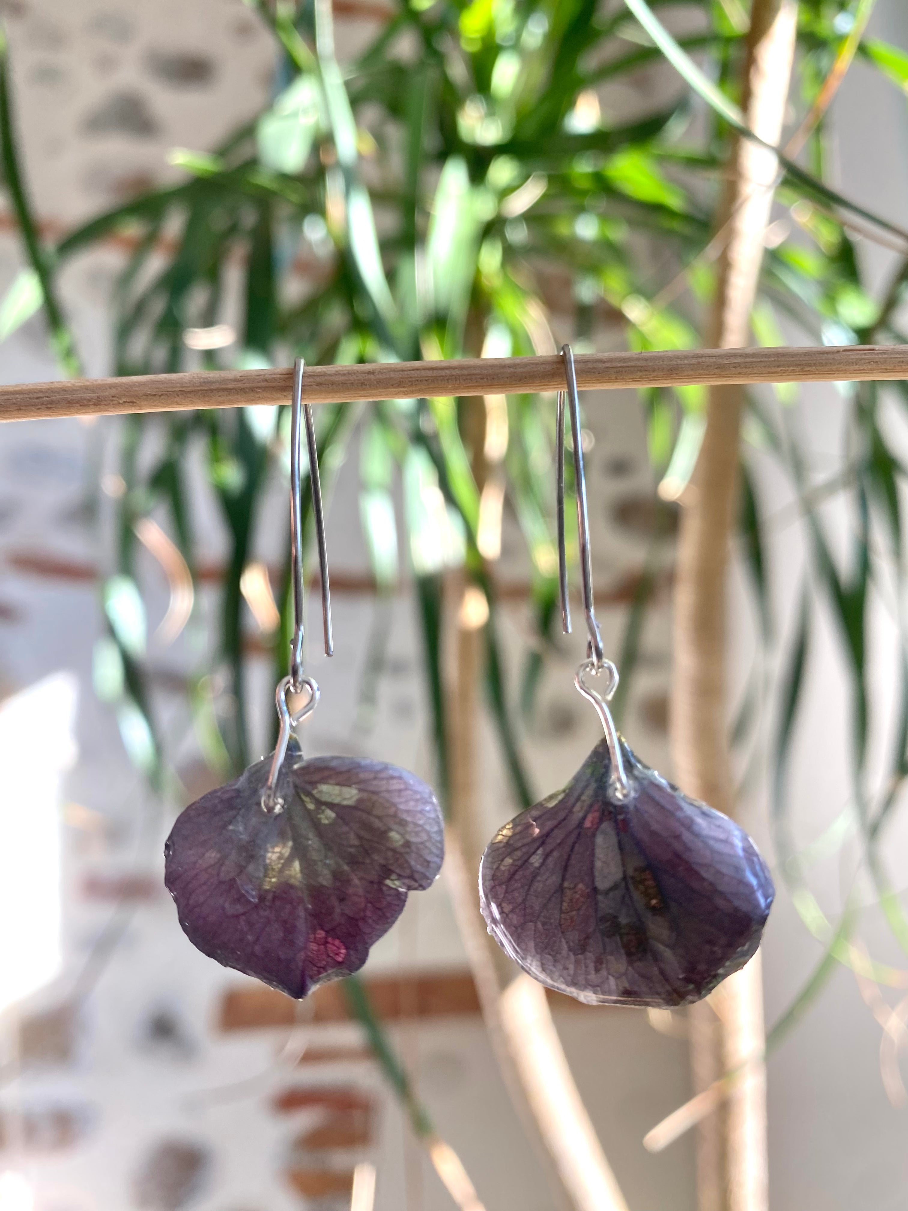 Boucle pendante pétale Hortensia pourpre - argent