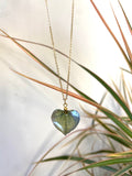 Chaine et Pendentif pétale Hortensia gris-vert