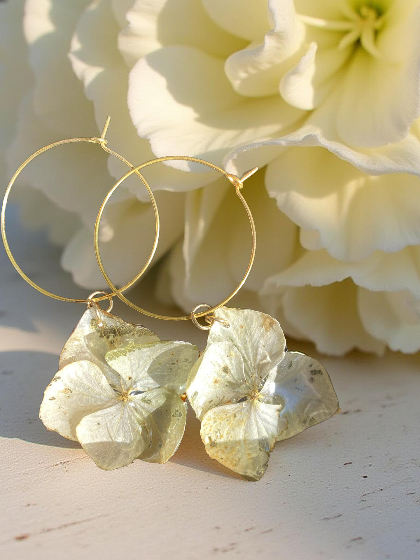 Créole Or fleurs blanche Hortensia