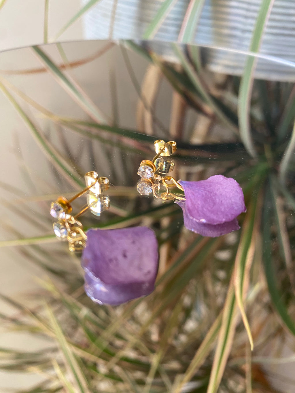 Puces d'oreilles pétales Hortensia mauve